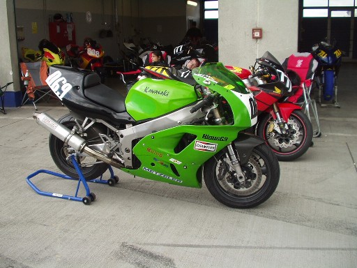 Mein umgebautes Straßen Motorrad in Oschersleben 2009